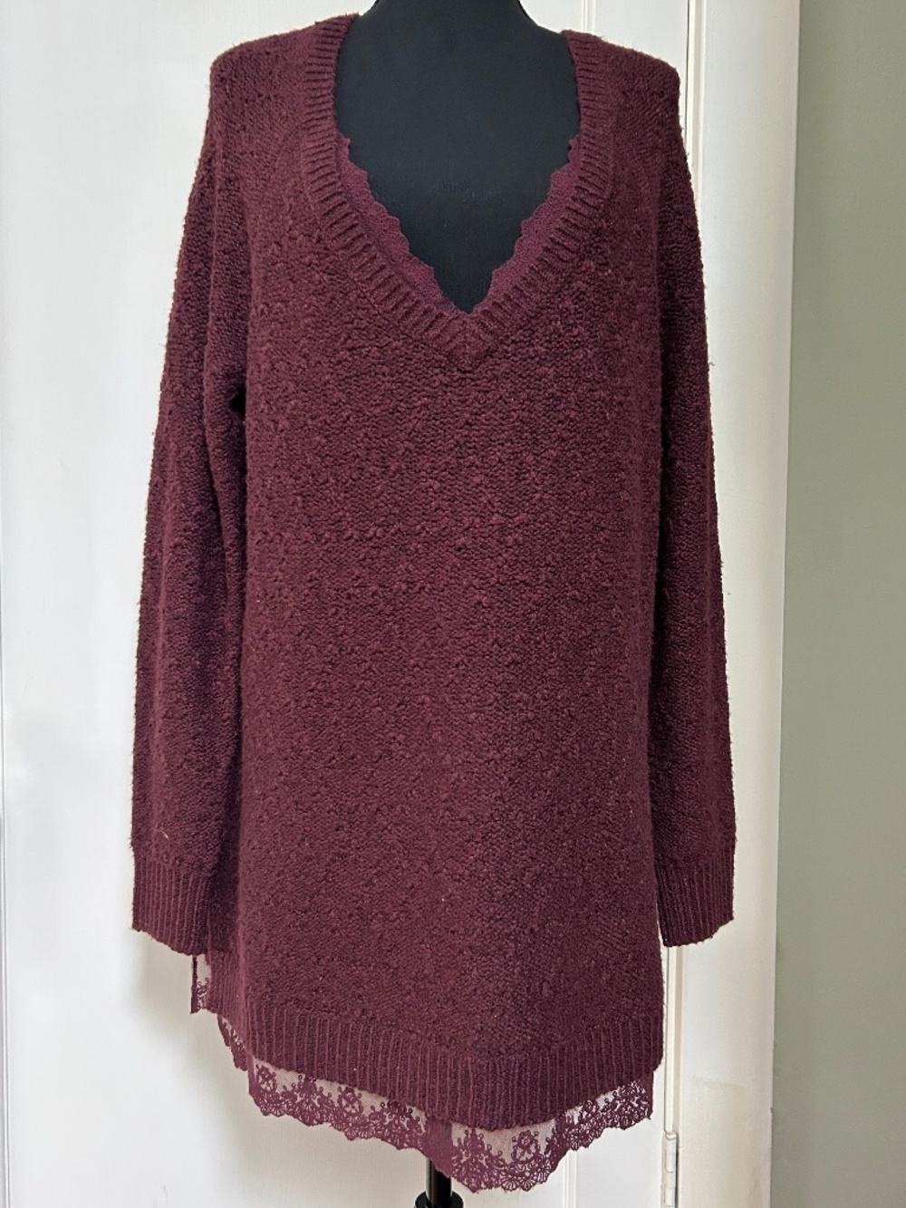 ANTHROPOLOGIE (KNITTED & KNOTTED) SWEATER WITH LACE TRIM, SIZE L